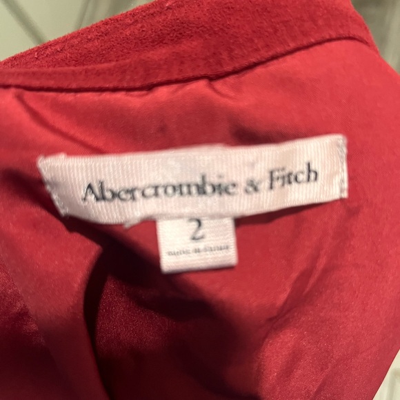 Abercrombie & Fitch Red Faux Suede A-Line Mini Skirt Size 2 - Picture 4 of 7